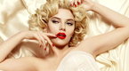 Biography: Scarlett Johansson