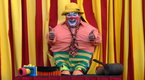 Modern Family: Send Out the Clowns (season 3, episode 18)