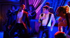 Happy Endings: Max Sings Madonna's 'Like a Prayer'!