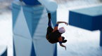 Wipeout: Winter Wipeout: That Snow Way to Fall Down (season 5, episode 7)