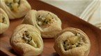 Holiday Kitchen: How to Make Puff Pockets With Smoked Gouda, Apples and Chives
