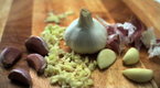 Howcast: How to Mince Garlic